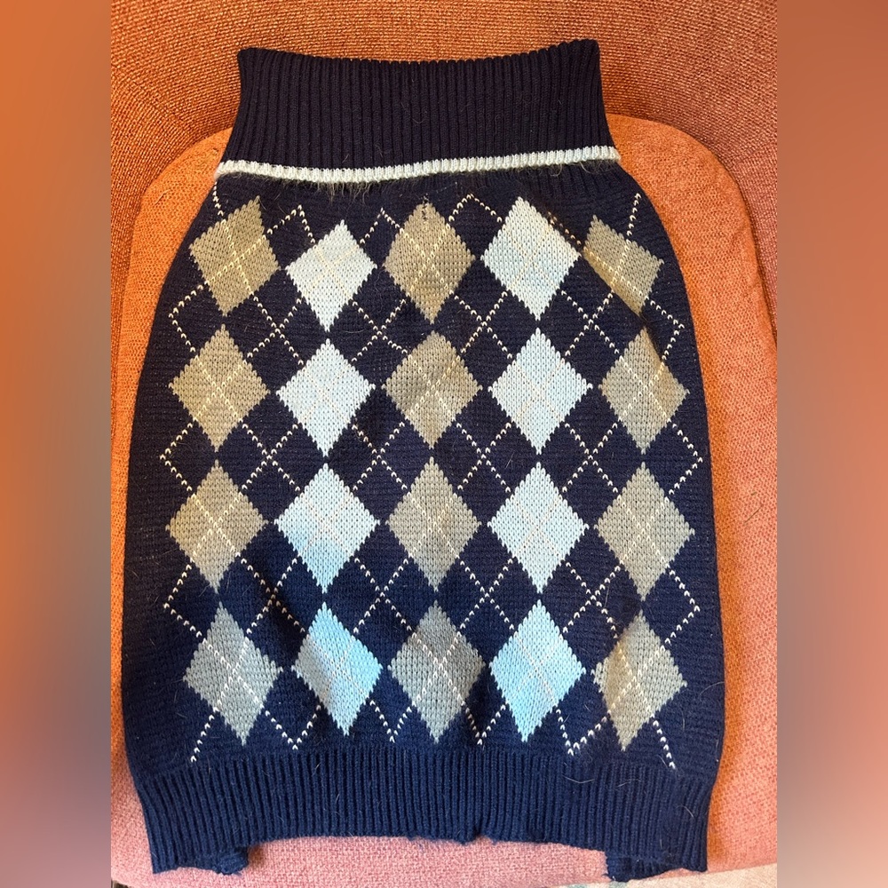 Blue argyle dog sweater